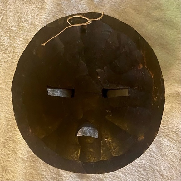 UNIQUE Ashanti Beaded Wood Mask Wall Decor Hand Carved & Authentic Round - Picture 4 of 4